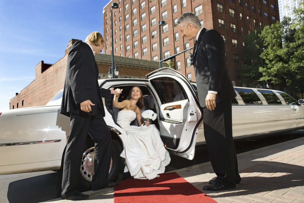 Things to Look for When You Want to Hire a Limousine