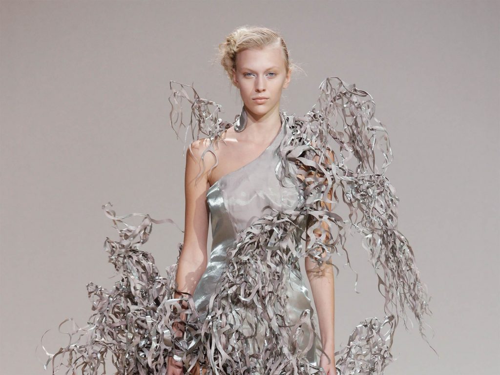  ARTISTIC DESIGNING INNOVATION